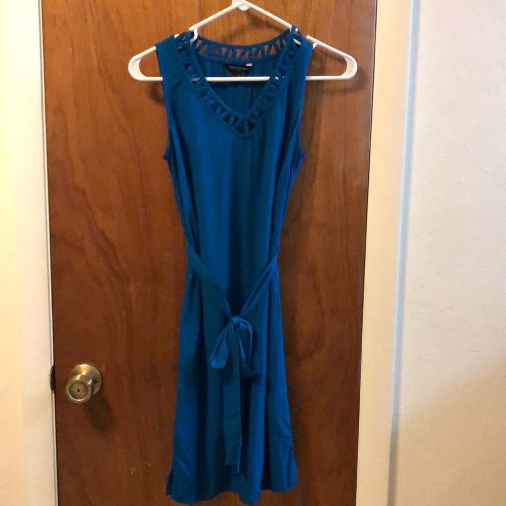 Teal Banana republic shift dress, with tie belt